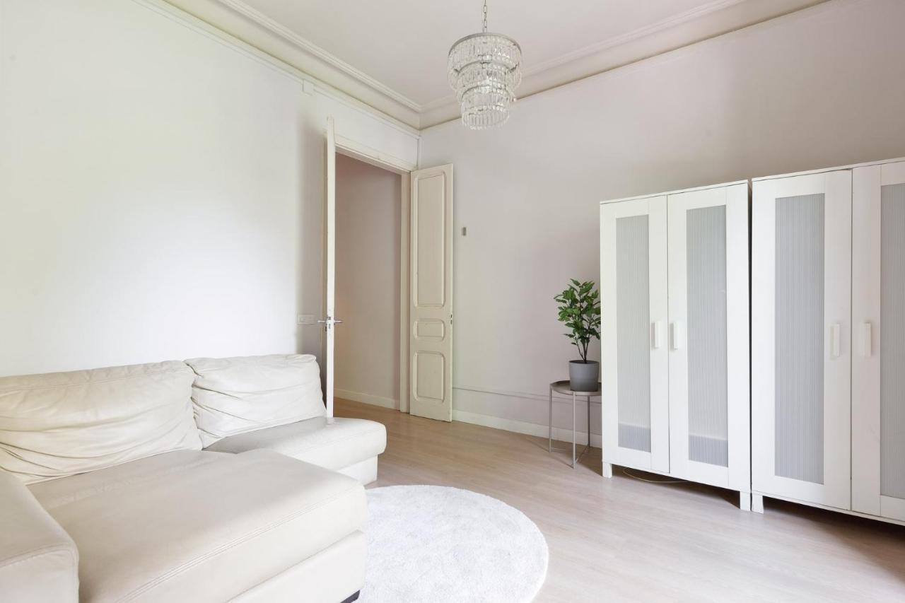 Sagrada Familia III By Enjoy Apartments Barcelona Ngoại thất bức ảnh